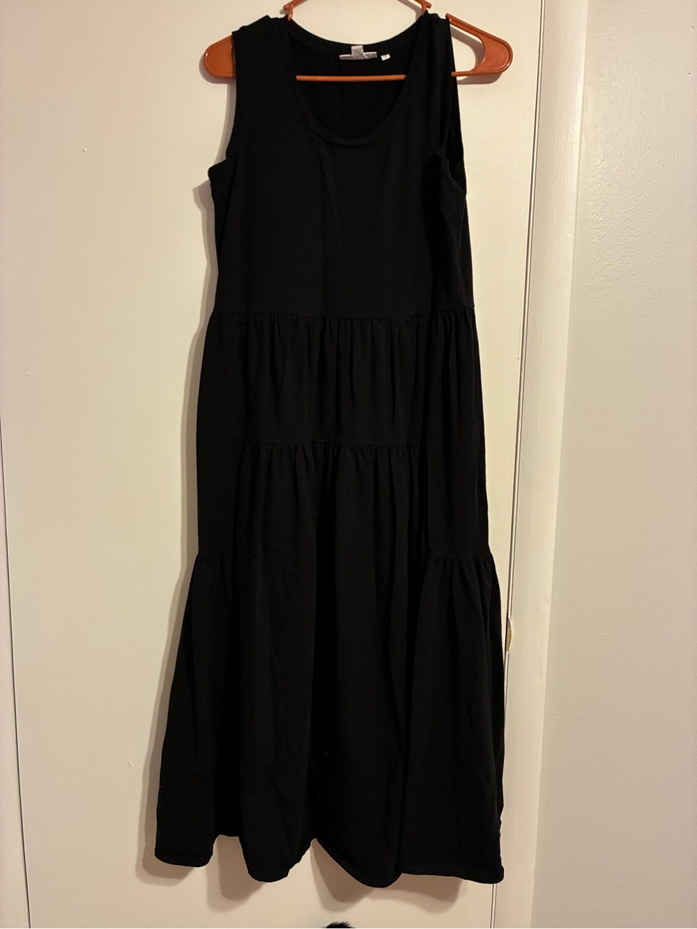 Chico's Black Sleeveless Tiered Maxi Dress - Classic Scoop Neck